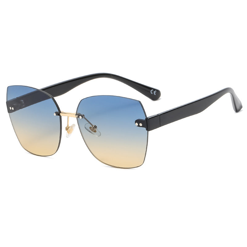 New Style Fashionable womans Large Frame Cut Edge Sunglasses Street Photography Trend Color Sunglasses Wear Glasses