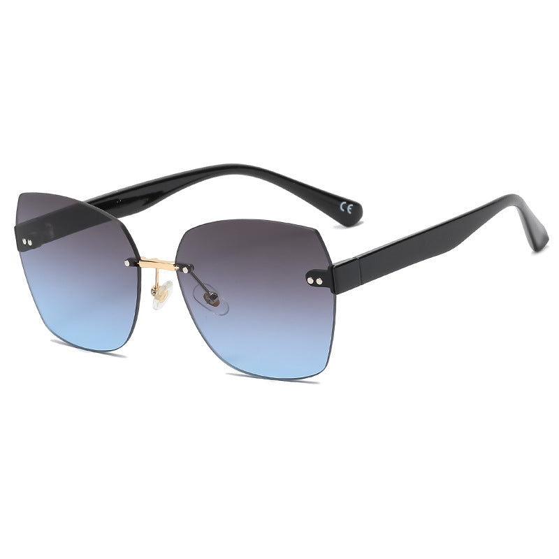 New Style Fashionable womans Large Frame Cut Edge Sunglasses Street Photography Trend Color Sunglasses Wear Glasses