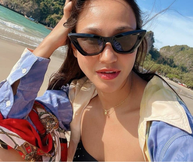 Vintage Cat eyes UNISEX Sunglasses Sexy Retro Small Women Cat Eye Sun Glasses Fashion Brand Designer Eyewear Female